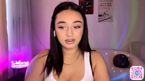 Snapshot of pricillalivsey chatting on 03/18/26, 11:13 Sofi online show from 03/18/26, 11:13