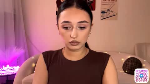 Snapshot of pricillalivsey chatting on 03/24/26, 11:04 Sofi online show from 03/24/26, 11:04