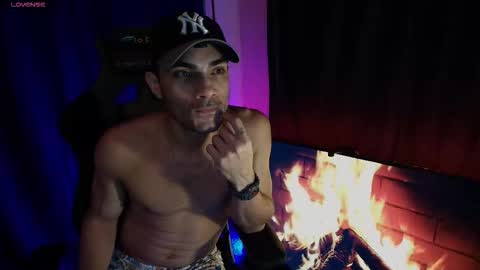 Snapshot of pridelgtbi chatting on 02/26/26, 12:04 pridelgtbi online show from 02/26/26, 12:04