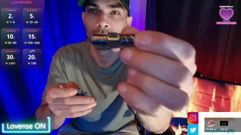 Snapshot of pridelgtbi chatting on 03/27/26, 11:48 pridelgtbi online show from 03/27/26, 11:48