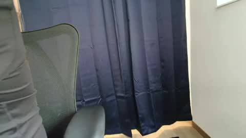 Snapshot of primdeceit chatting on 12/25/24, 07:35 PrimDeceit online show from 12/25/24, 07:35