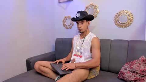 prince_arthur77 online show from 02/12/25, 06:51