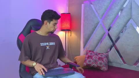 prince_arthur77 online show from 03/13/26, 09:32