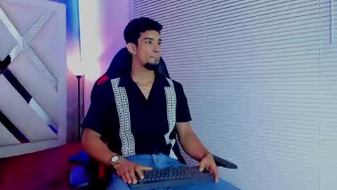 Snapshot of prince_arthur77 chatting on 06/18/26, 01:59 prince_arthur77 online show from 06/18/26, 01:59