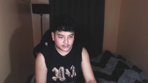 Snapshot of prince_killian chatting on 10/13/25, 01:33 Killian online show from 10/13/25, 01:33