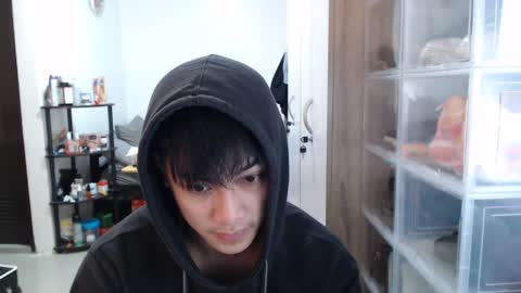 Prince Adrian online show from 02/12/25, 06:08