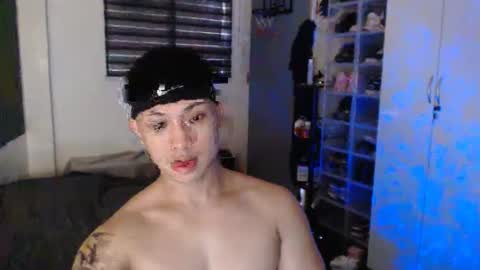 Snapshot of princeadrianx chatting on 03/19/26, 05:55 Prince Adrian online show from 03/19/26, 05:55