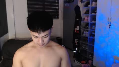 Snapshot of princeadrianx chatting on 03/27/26, 09:10 Prince Adrian online show from 03/27/26, 09:10