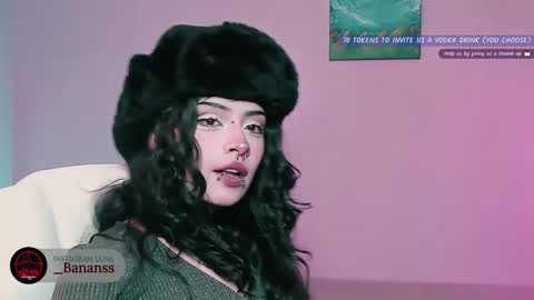 Beth   online show from 10/05/25, 01:26