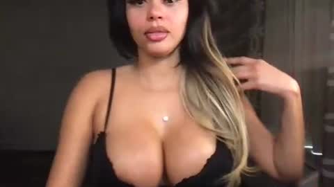 Snapshot of princess1tick chatting on 11/13/25, 09:58 princess1tick online show from 11/13/25, 09:58