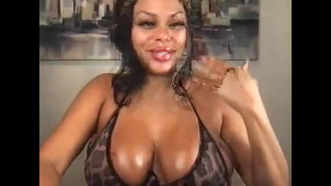 Snapshot of princess1tick chatting on 04/08/26, 06:19 princess1tick online show from 04/08/26, 06:19