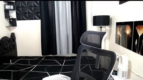 Shane online show from 11/24/25, 03:28