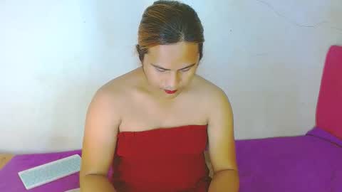 Snapshot of princess_cumxx chatting on 02/20/26, 02:28 Kylie online show from 02/20/26, 02:28