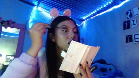  Elia  online show from 10/19/25, 11:16