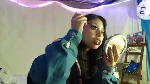  Elia  online show from 12/01/25, 10:04