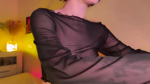 Snapshot of princess_euphoria chatting on 02/03/25, 02:24 Kristina online show from 02/03/25, 02:24