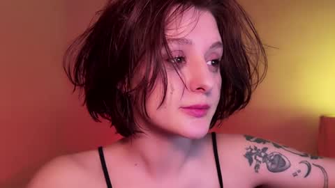 Snapshot of princess_euphoria chatting on 03/01/25, 06:00 Kristina online show from 03/01/25, 06:00