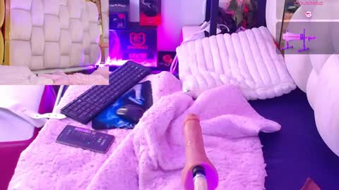 Snapshot of princess_helena_ chatting on 01/26/25, 07:21 princess helena online show from 01/26/25, 07:21