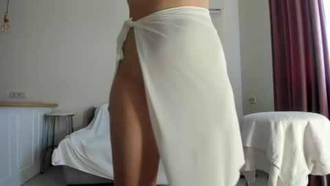 Snapshot of princess_moana chatting on 05/05/26, 05:48 princess_moana online show from 05/05/26, 05:48