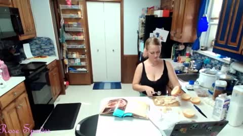 Princess Rose online show from 10/03/25, 02:58