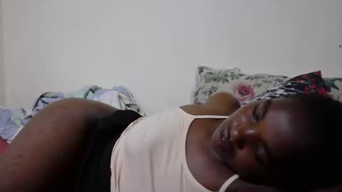 Snapshot of princess_scovia chatting on 03/13/26, 07:42 princess_scovia online show from 03/13/26, 07:42