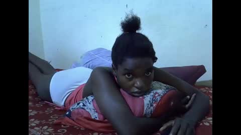 Snapshot of princess_scovia chatting on 05/26/26, 02:07 princess_scovia online show from 05/26/26, 02:07