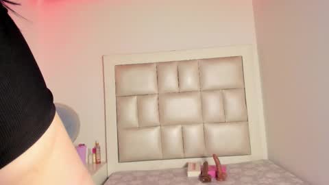 princess_tokyo_ online show from 12/01/25, 04:28