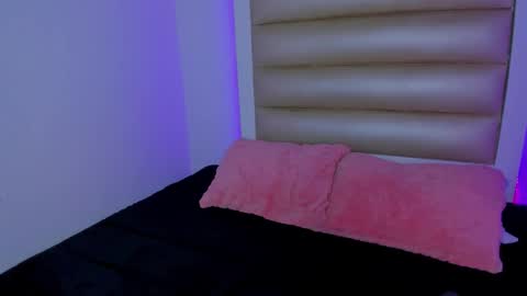 princess_tokyo_ online show from 01/06/26, 08:01