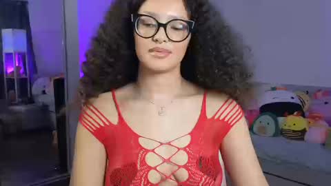 Snapshot of princessamberrrxo chatting on 10/11/25, 06:56 Amber online show from 10/11/25, 06:56