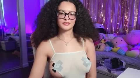 Snapshot of princessamberrrxo chatting on 03/27/26, 02:17 Amber online show from 03/27/26, 02:17