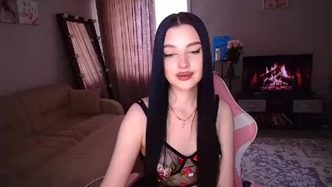 Snapshot of princessamira1 chatting on 04/18/26, 08:18 princessamira1 online show from 04/18/26, 08:18