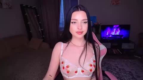 Snapshot of princessamira1 chatting on 04/25/26, 01:41 princessamira1 online show from 04/25/26, 01:41