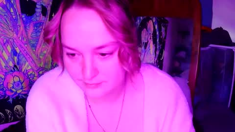 NOTYOURTYPICALBARBIE online show from 05/07/26, 05:18