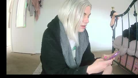 Snapshot of princesscaseygrey chatting on 03/20/26, 11:04 KCGREY online show from 03/20/26, 11:04