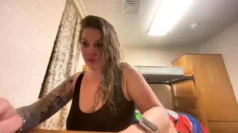 Daisy online show from 04/08/26, 03:28