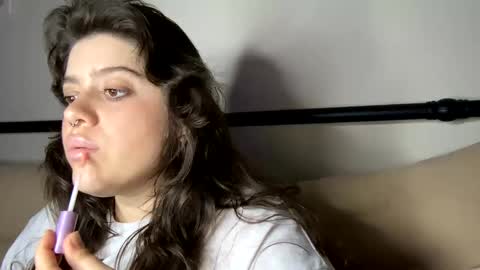 Snapshot of princesslaylaa chatting on 02/05/25, 05:52 princessviccxo online show from 02/05/25, 05:52