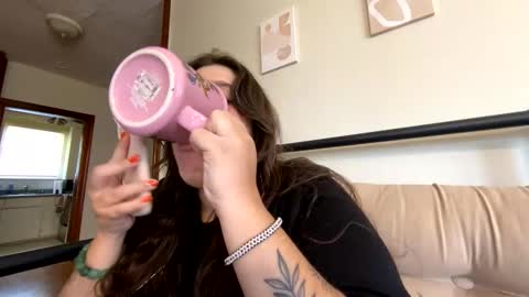 Snapshot of princesslaylaa chatting on 09/16/25, 07:59 princessviccxo online show from 09/16/25, 07:59