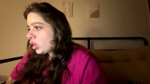 Snapshot of princesslaylaa chatting on 10/09/25, 03:48 princessviccxo online show from 10/09/25, 03:48