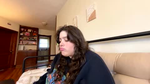 Snapshot of princesslaylaa chatting on 11/04/25, 08:30 princessviccxo online show from 11/04/25, 08:30