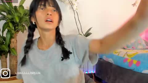 Snapshot of princessluna_14 chatting on 04/27/26, 09:13 princessluna_14 online show from 04/27/26, 09:13