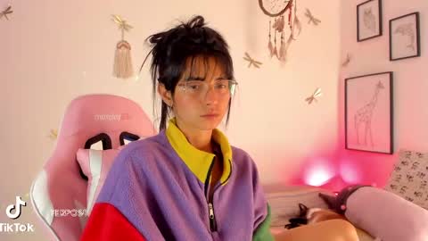 Snapshot of princessluna_14 chatting on 06/05/26, 10:15 princessluna_14 online show from 06/05/26, 10:15