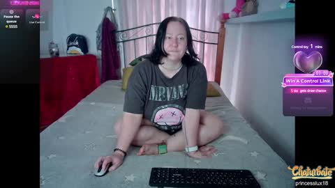 Snapshot of princesslux18 chatting on 12/04/24, 08:23 Lux Alot Luxi online show from 12/04/24, 08:23