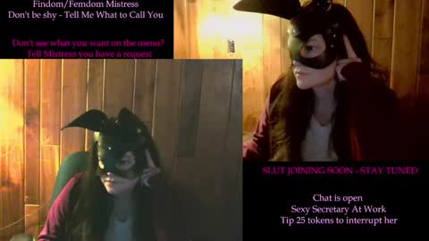 Snapshot of princessmariahswitch chatting on 11/03/25, 08:04 Cuckold Cravings online show from 11/03/25, 08:04