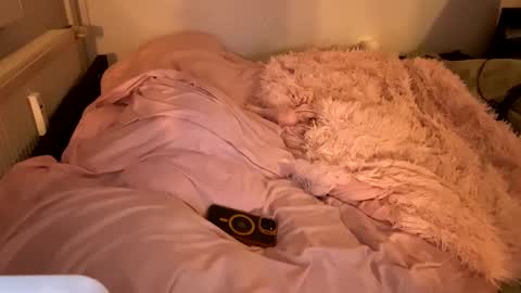 Snapshot of princessmio chatting on 02/28/25, 04:32 Lolli online show from 02/28/25, 04:32