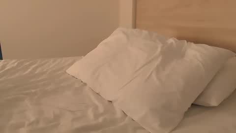 Kris3 online show from 02/13/25, 03:18