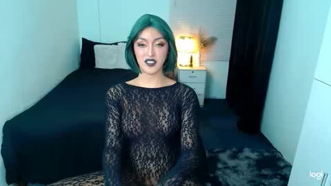 Snapshot of princessofcums69 chatting on 03/10/25, 12:15 Love online show from 03/10/25, 12:15