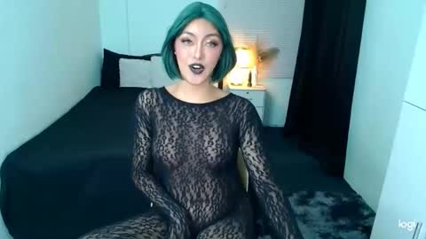 Snapshot of princessofcums69 chatting on 03/11/25, 10:07 Love online show from 03/11/25, 10:07