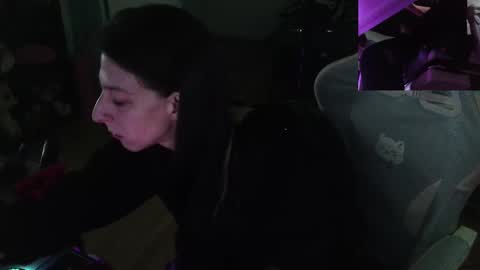 Snapshot of princesstyff chatting on 09/16/25, 11:44 Tyff et Blast online show from 09/16/25, 11:44