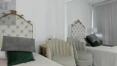 Marcela online show from 10/12/25, 12:26