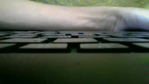 prisca880319 online show from 05/17/26, 05:38